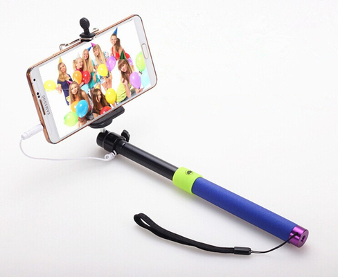 καλής ποιότητας Φορητό ραβδί Bluetooth Monopod Selfie ανοξείδωτου με το ακουστικό καλώδιο για το iPhone πωλήσεις